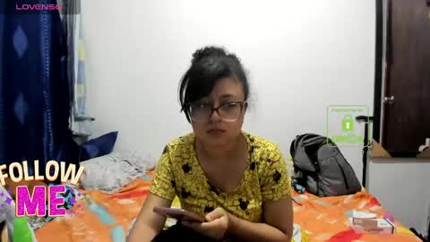 candy_val online show from May 16, 6:38 am