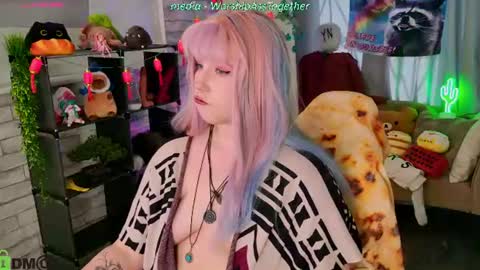 Mary online show from July 21, 1:06 am