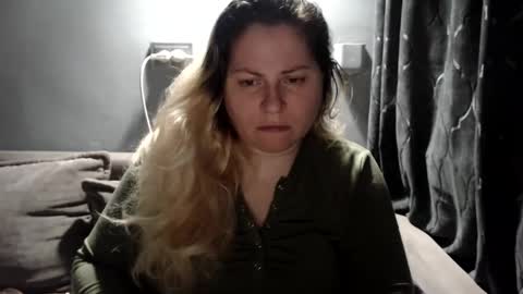 Laura online show from February 20, 7:26 pm