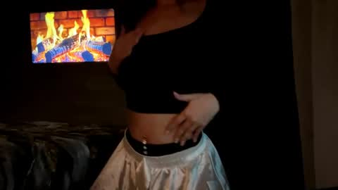 Dana online show from April 22, 9:23 pm