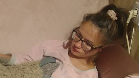 say meow and send tips  online show from October 18, 5:37 pm