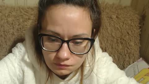 say meow and send tips  online show from January 17, 11:49 am