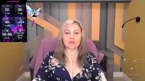 CandyLons online show from October 27, 6:31 am