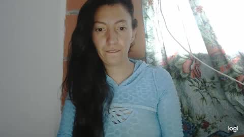 candymilfff online show from March 10, 9:29 pm