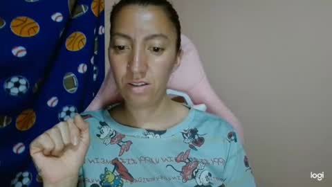 candymilfff online show from May 18, 2:21 am