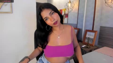 Candys Victoria online show from February 22, 1:55 am