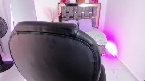 Violetta online show from November 26, 2:40 pm