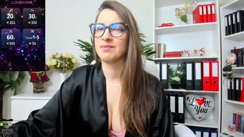 Snapshot of candywesst chatting on January 7, 4:39 am Candy My pleasure its in your hands online show from January 7, 4:39 am
