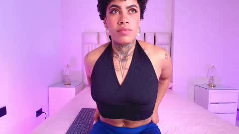 Aura  online show from November 7, 12:11 pm