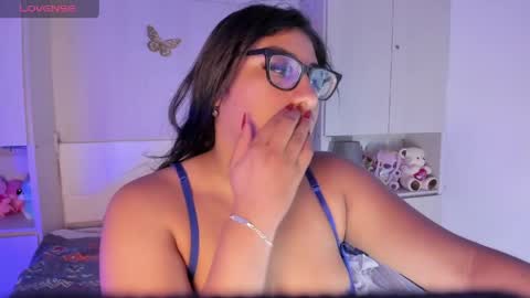 GABRIELA LOPEZ online show from April 11, 7:50 pm