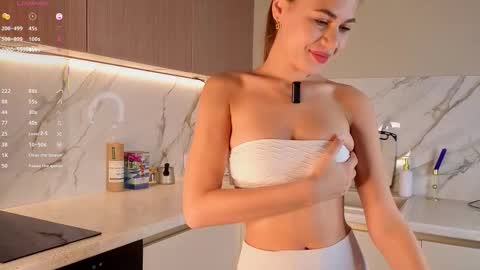 Bella online show from November 9, 6:31 am