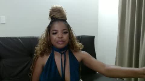 fifi online show from October 18, 4:43 pm