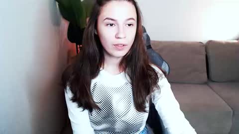 Mary online show from November 21, 3:14 pm