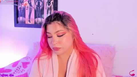 Snapshot of carla_wet18 chatting on September 14, 5:49 am Carla Wet18 online show from September 14, 5:49 am