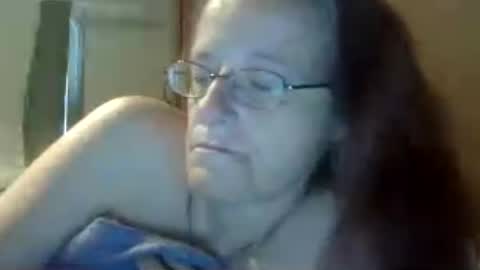 carleeswoman08 online show from June 16, 11:44 am