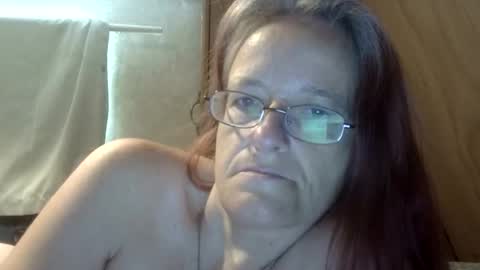 carleeswoman08 online show from June 3, 11:55 am