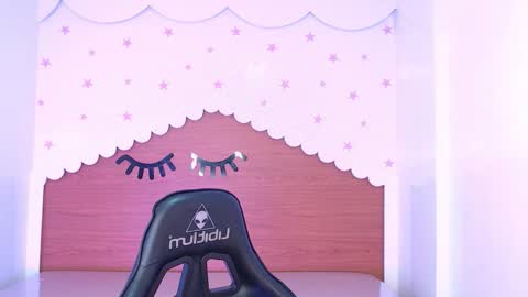 CARLYE   online show from November 5, 2:50 am