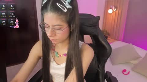 C A R L I N A online show from June 18, 12:32 pm