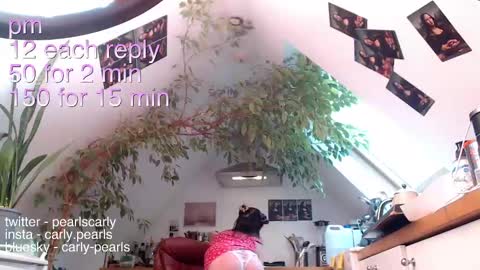 Carly Pearls online show from February 9, 8:44 am