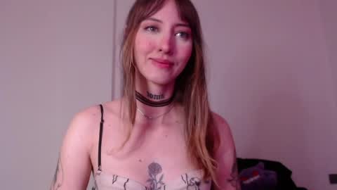 carmennrusso online show from June 2, 10:11 pm