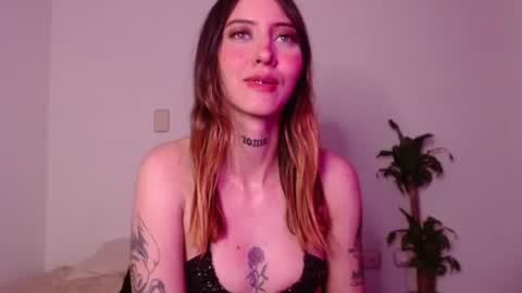 carmennrusso online show from November 29, 2:37 am