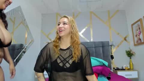 Caroline online show from November 18, 12:28 pm