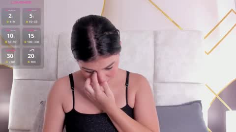 caro_giraldo_ online show from March 2, 7:53 pm