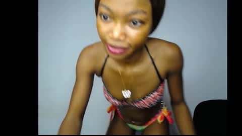 caroline online show from November 25, 12:40 pm