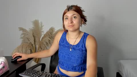 Snapshot of carolay759687 chatting on January 13, 3:12 am carolay759687 online show from January 13, 3:12 am