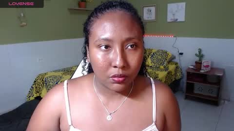 Snapshot of caroldelatorre chatting on January 2, 5:50 pm Carol de la torre online show from January 2, 5:50 pm