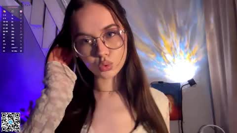 Mary online show from April 29, 4:20 pm