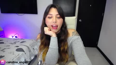 Carolina  online show from November 25, 2:36 am