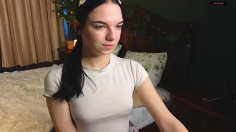 Mary and Carol online show from March 4, 9:38 am