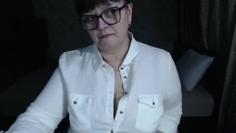 CarolineDream  online show from November 8, 7:52 pm