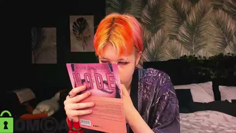 CarolineRichter online show from December 14, 2:06 am