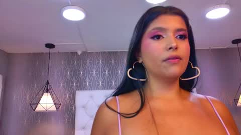 Snapshot of carolinnetaylor chatting on October 3, 12:54 pm CarolinneTaylor online show from October 3, 12:54 pm