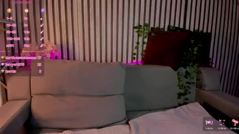 Casey sweeet online show from April 18, 7:07 pm