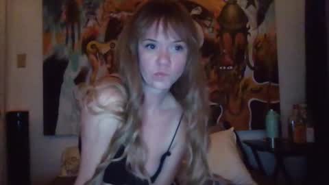 Snapshot of casscassidy89 chatting on December 29, 10:12 am CassCassidy89 online show from December 29, 10:12 am