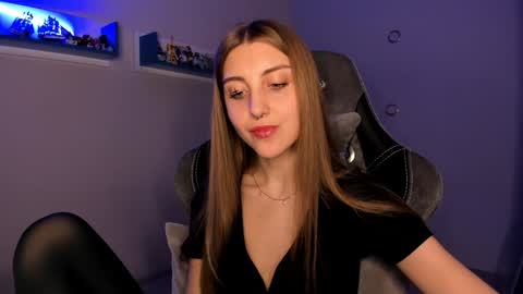 Seductress Cassia  FINDOM AND SADISM  NO NUDE online show from February 5, 7:53 pm