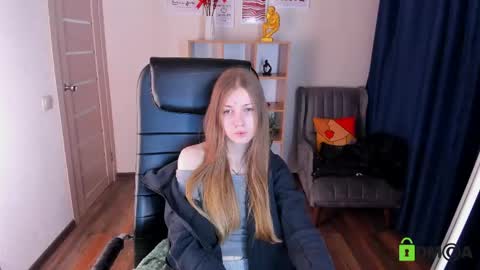 cassie0301 online show from May 28, 3:21 pm