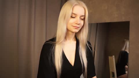 Cassie online show from January 31, 2:17 pm