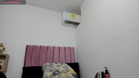 cassie_becker_1 online show from September 23, 11:52 am