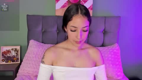 Casie  online show from December 5, 3:35 pm