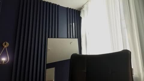 assie online show from February 25, 12:37 pm