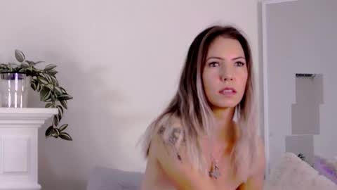 Cassi online show from October 24, 3:46 am