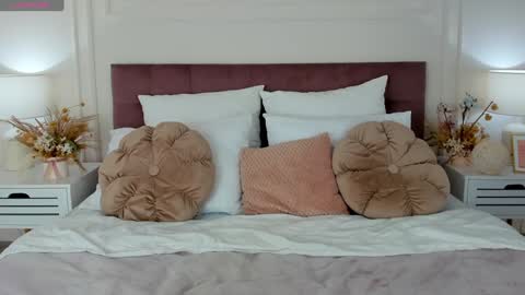 Curly online show from January 24, 6:03 am