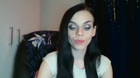 Cassie online show from October 28, 7:52 pm