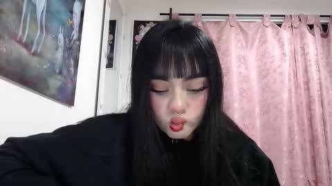 Mila online show from December 16, 2:39 am