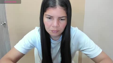 Snapshot of cataleyavives chatting on December 9, 4:15 pm CATALEYA online show from December 9, 4:15 pm