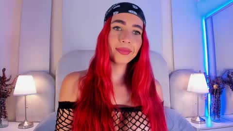 Snapshot of catalleya_hott chatting on February 15, 8:45 pm Call me Cata online show from February 15, 8:45 pm